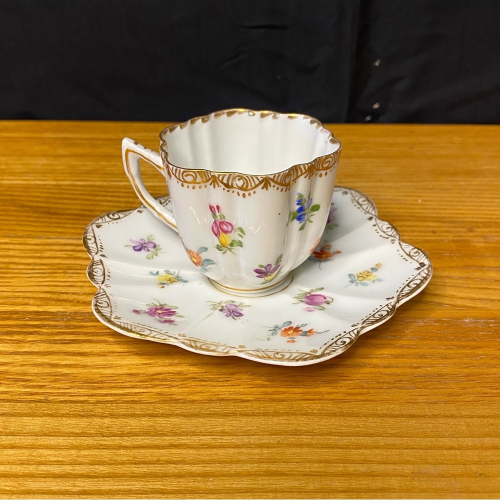 Dresden Franziska Hirsch demitasse cup and saucer